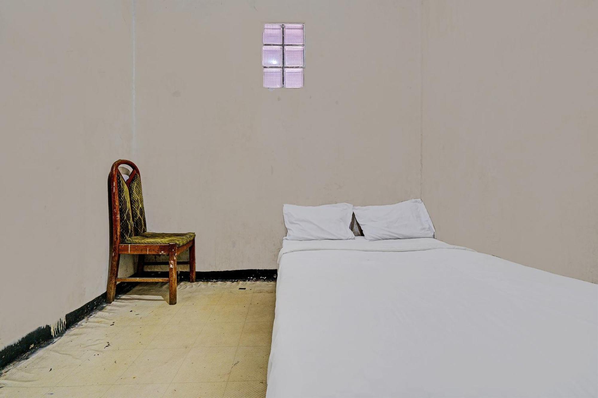Отель Oyo Life 92709 Kost Teras Cikapundung Syariah Бандунг Экстерьер фото